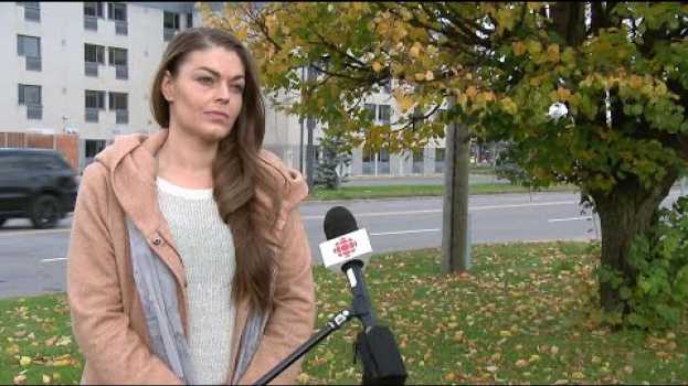 Video Accepté comme victime d'acte criminel par l'IVAC... 9 ans après la demande po polsku