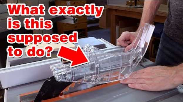 Video Why do so many people remove their tablesaw blade guards? su italiano