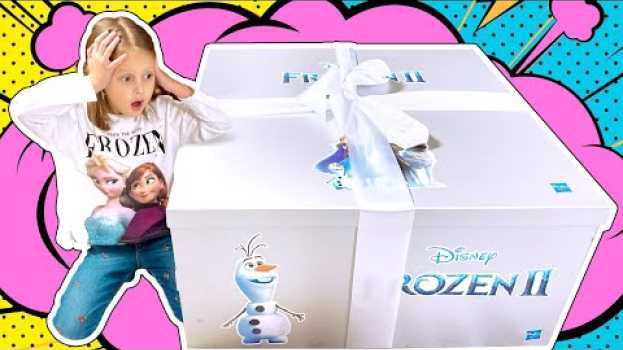 Video Необычный Огромный Подарок для Амельки! Ледяной Домик Frozen! Как его разморозить? in English