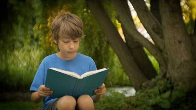 Video Which Way I Ought To Go From Here: A Reading of Alice's Adventures in Wonderland po polsku