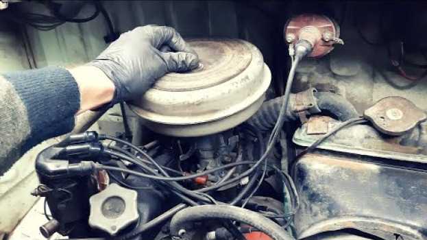 Video 👉🏻 Primi passi per l'accensione di una Fiat 600D 750 👈🏻 🔍 Revisione Carburatore Weber 28 ICP 🔎 auf Deutsch