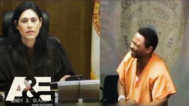 Video Court Cam: Judge Recognizes Friend from Middle School (Season 2) | A&E po polsku