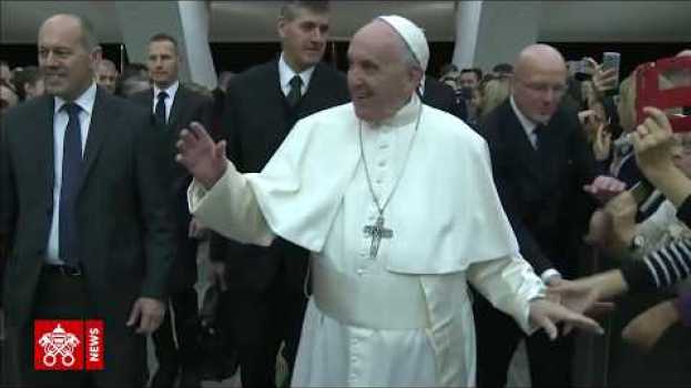 Video Votos do Papa para os "Santos que trabalham aqui"   türkçe