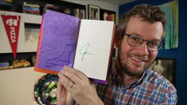 Video What is my new book about? em português