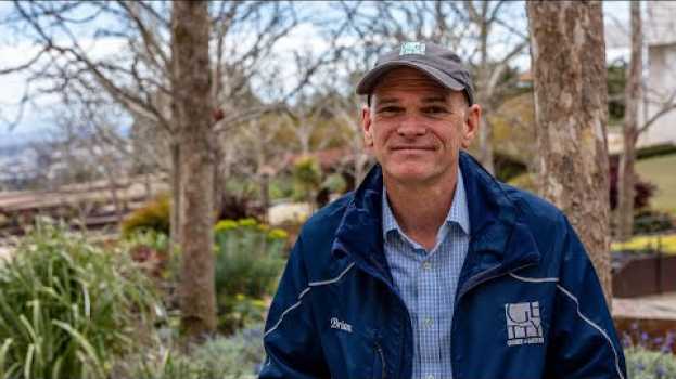 Video Walk through the Getty Garden with Its Chief Gardener auf Deutsch