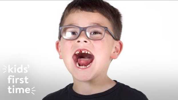 Video Kids Lose Their Tooth for the First Time | Kid's First Time | HiHo Kids po polsku