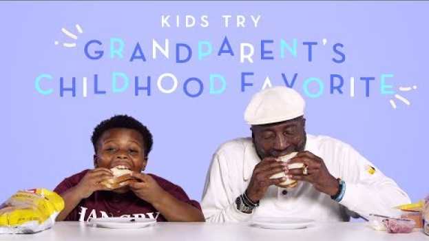 Video Kids Try Their Grandparent's Childhood Favorite Food | Kids Try | HiHo Kids auf Deutsch