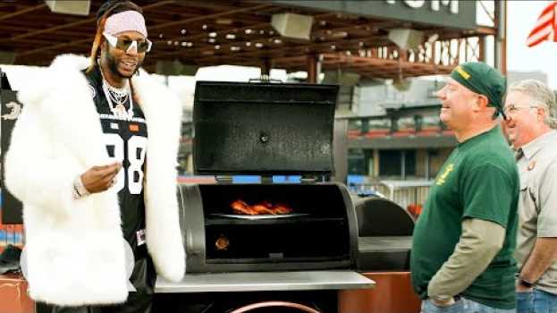Video 2 Chainz Out the Most Expensivest Grill | Most Expensivest | GQ & VICE TV su italiano
