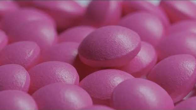 Video Comment faire des enrobages de comprimés pharmaceutiques in English