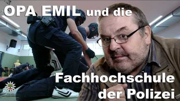 Video Opa Emil und die FACHHOCHSCHULE DER POLIZEI in English