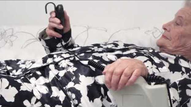 Video Getting your legs into bed with the Leg Lifter by Theraposture auf Deutsch