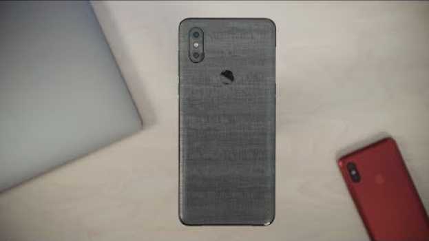 Видео LA PROTEZIONE SU MISURA PER TUTTI I DISPOSITIVI: Styleskin Mobile Outfitters! на русском