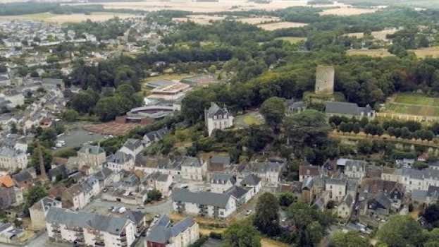 Видео Restauration de la Brenne et du Gault à Château-Renault (37) на русском