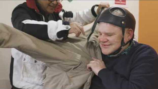 Video Transforming Care for people with Learning Disabilities and/ or Autism: Peter's Story su italiano
