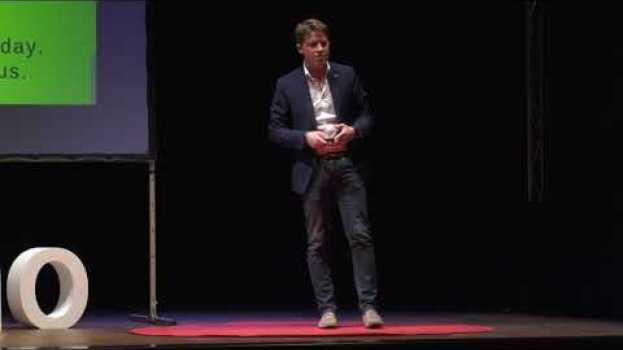 Video UNA FILIERA ETICA RISOLVE IL CONFLITTO TRA DIRITTO E TECNOLOGIA | Marco Giacomello | TEDxLivorno en español