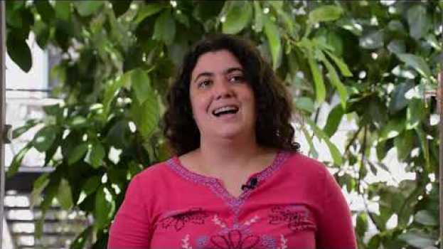 Video Carolina Farías / ¿Cómo fue para ti estudiar Psicología?   türkçe