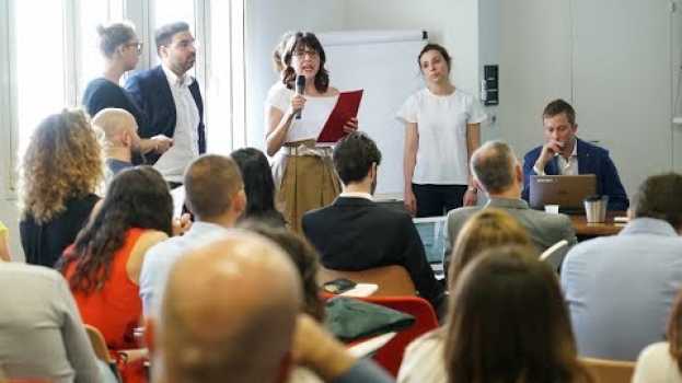 Video Executive Master Gestione e Sviluppo delle Risorse Umane - L'evento di chiusura della 9a edizione po polsku