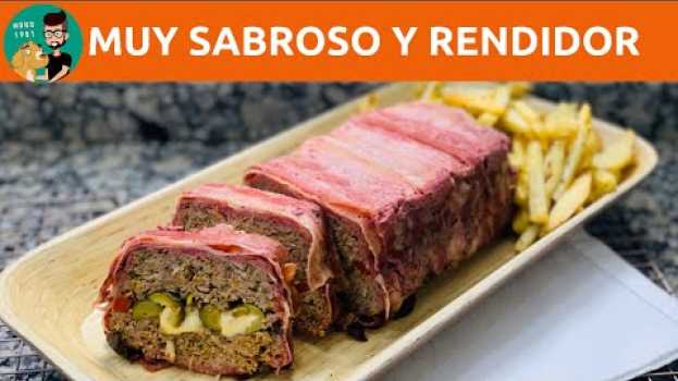 Video Cómo Hacer Pan de Carne Relleno y Cubierto con Panceta (Pastel de Carne Relleno) / MONO 1981 em português