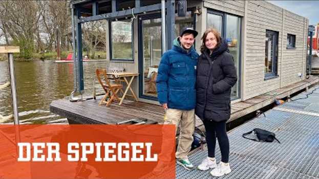 Video Hausboote: Mit dem Wohnzimmer aufs Wasser | DER SPIEGEL em português