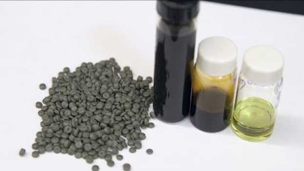 Видео Chemical Conversion of Plastic Waste into Fuel на русском