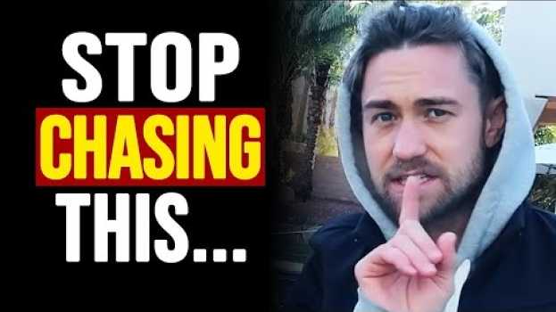 Video STOP Chasing a Specific Person and instead do this (they will chase you) em português