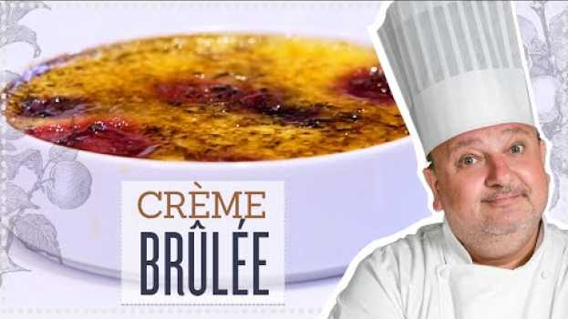 Video CRÈME BRÛLÉE COM FRUTAS VERMELHAS | ERICK JACQUIN in English