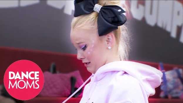 Video JoJo CHICKENS OUT on Her Ballet Duet (Season 6 Flashback) | Dance Moms en español